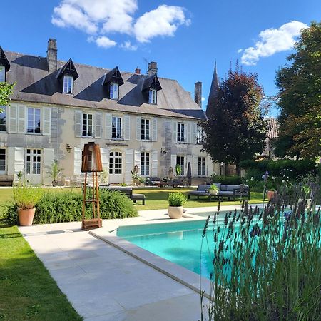 Logis Des Tourelles Bed and Breakfast Cognac Exteriör bild